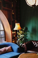Gorgeous George by Design Hotels