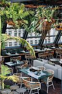 Gorgeous George by Design Hotels