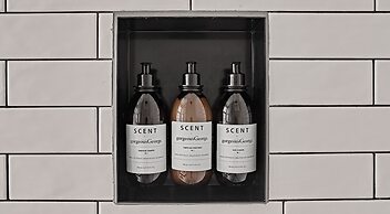 Gorgeous George by Design Hotels