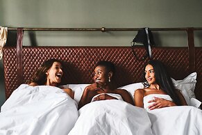Gorgeous George by Design Hotels