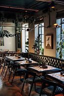 Gorgeous George by Design Hotels