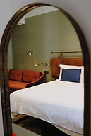 Gorgeous George by Design Hotels