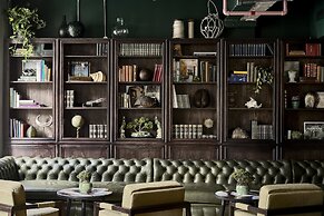 Gorgeous George by Design Hotels