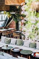Gorgeous George by Design Hotels