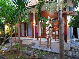 Lembongan Cempaka Villa & Restaurant