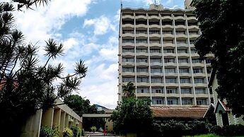 Woodlands Hotel