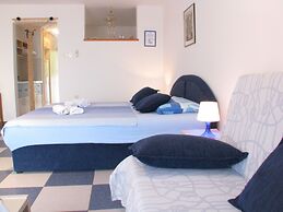 Apartments Srkoc