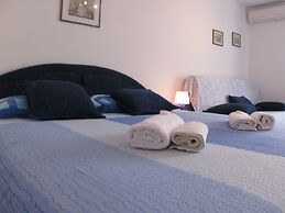 Apartments Srkoc