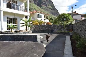 Mansion Almond