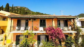 Frida Apartments
