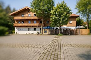 A8 Hotel im Darchinger Hof, Bed & Breakfast