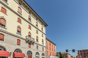 San Mamolo Retreats