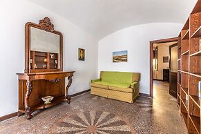 San Mamolo Retreats