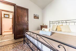 San Mamolo Retreats