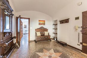 San Mamolo Retreats