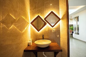 The Ocean Views Luxury Villas & Apartment
