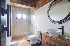The Ocean Views Luxury Villas & Apartment