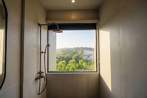 The Ocean Views Luxury Villas & Apartment