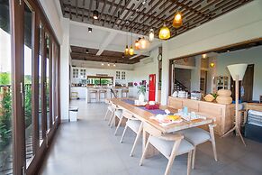 The Ocean Views Luxury Villas & Apartment