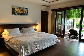 The Ocean Views Luxury Villas & Apartment