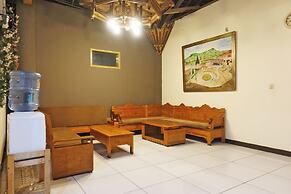 Saung Balibu Hotel