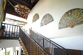 Saung Balibu Hotel