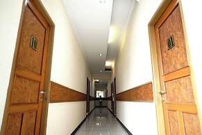 Saung Balibu Hotel