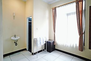 Saung Balibu Hotel