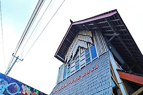 Saung Balibu Hotel