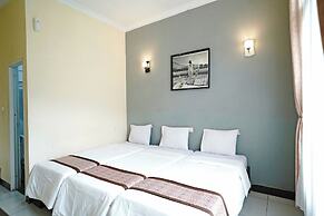 Saung Balibu Hotel