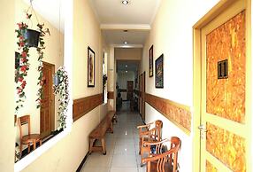 Saung Balibu Hotel