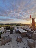 Comfortable mountain view apartment near Lucerne