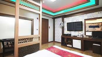 The Sharp Motel