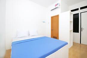 Kamar Keluarga Haji Peeng Syariah