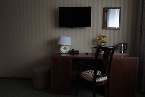 40 Let Pobedy Hotel