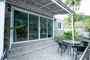 Baan Waru Seaview