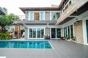 Baan Waru Seaview