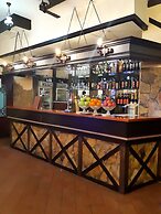 Royal Hotel
