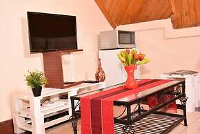 Sherry Homes Zuri Studio