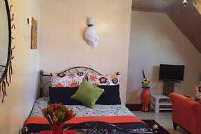 Sherry Homes Zuri Studio