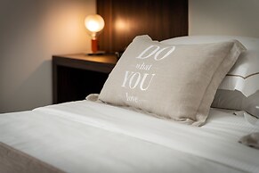 Dan Hotel