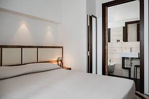 Dan Hotel
