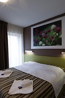 AIR Hotel