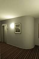 AIR Hotel