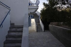 Stefanos Village