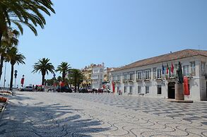 Cascais Downtown Apartment with sea view
