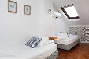 Cascais Downtown Apartment with sea view