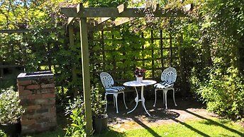 Highgrove Barns