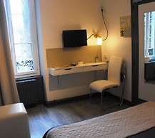 Logis Hôtel les Capucins