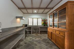 Villa Damai Taman